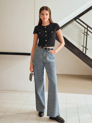 MOTF STUDIO GOLD BUTTON DETAIL PATCH POCKET TEXTURED CROP TEE MOTF STUDIO GOLD BUTTON DETAIL PATCH POCKET TEXTURED CROP TEE