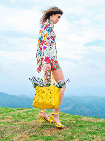 MOTF X MARIA-VICTORIA CHECA FLORAL PRINT LONG SLEEVE SHIRT MOTF X MARIA-VICTORIA CHECA FLORAL PRINT LONG SLEEVE SHIRT