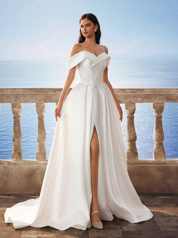 New Satin Lace Embroidered Split High-Low Hem Long Wedding Dress New Satin Lace Embroidered Split High-Low Hem Long Wedding Dress