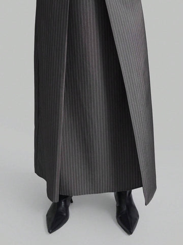 Ontre Grey Pinstripe Pleated Design Minimalist Retro A-Line Skirt For Women, Casual And Collegiate Style, Suitable For & New Year Ontre Grey Pinstripe Pleated Design Minimalist Retro A-Line Skirt For Women, Casual And Collegiate Style, Suitable For & New Year