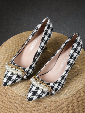 Pointed Toe Chunky Heel Black & White Patchwork Open Back Slip-On Pointed Toe Chunky Heel Black & White Patchwork Open Back Slip-On