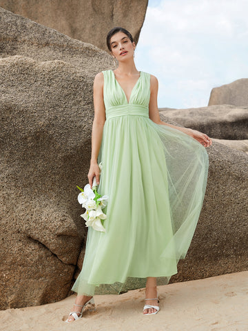 1pc Plunging Neck Ruched Bust Mesh Overlay Bridesmaid Dress 1pc Plunging Neck Ruched Bust Mesh Overlay Bridesmaid Dress