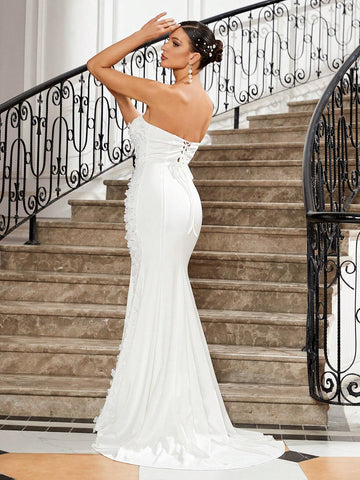 White Strapless Side Three-Dimensional Floral Curve Splicing Slim-Fit Floor-Length Fishtail Advanced Simple Wedding Dress White Strapless Side Three-Dimensional Floral Curve Splicing Slim-Fit Floor-Length Fishtail Advanced Simple Wedding Dress