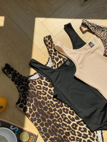 Comfortcana 4pcs/Set Leopard & Solid Black/White Color Mixing Versatile Casual Socks, Suitable For Spring & Summer Comfortcana 4pcs/Set Leopard & Solid Black/White Color Mixing Versatile Casual Socks, Suitable For Spring & Summer