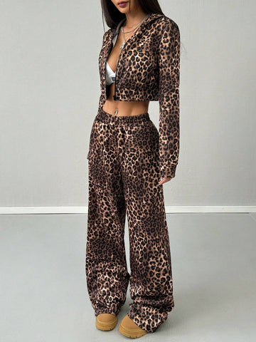 Women Fall/Winter Streetwear Long Sleeve Leopard Print Sweatshirt & Leopard Print Sweatpants Sets Women Fall/Winter Streetwear Long Sleeve Leopard Print Sweatshirt & Leopard Print Sweatpants Sets