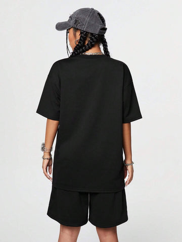 Women's Cross Printed Round Neck T-Shirt And Shorts Set Women's Cross Printed Round Neck T-Shirt And Shorts Set