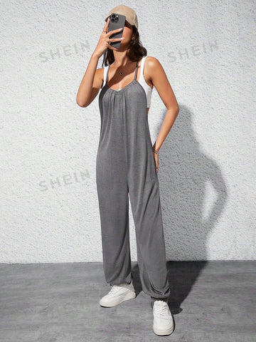 1pc Solid Patched Pocket Carrot Camis Romper 1pc Solid Patched Pocket Carrot Camis Romper