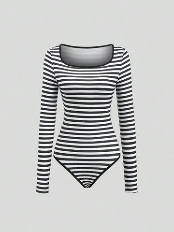 2pcs Black & Black-White Striped Square Neck Long Sleeve Bodysuit Set 2pcs Black & Black-White Striped Square Neck Long Sleeve Bodysuit Set