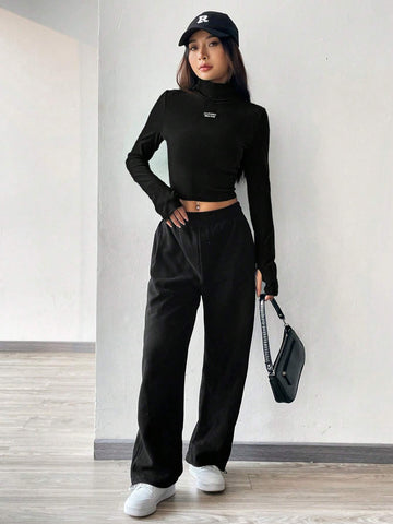 Knitted Women's Slim Fit Long Sleeve T-Shirt With Letter Prints Knitted Women's Slim Fit Long Sleeve T-Shirt With Letter Prints