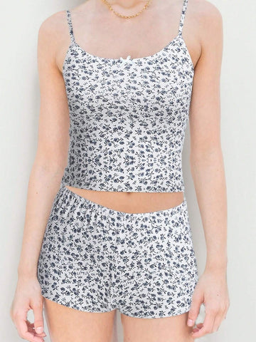 Women's Ditsy Floral Tank Top And Skinny Pants Set, Spring/Summer Women's Ditsy Floral Tank Top And Skinny Pants Set, Spring/Summer