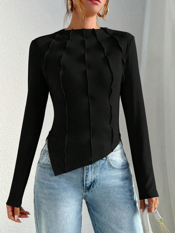 Women's Exposed Seam Asymmetrical Hem T-Shirt Women's Exposed Seam Asymmetrical Hem T-Shirt