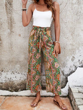 Women's Summer Vacation Solid Color Camisole Top And Botanical Print Pants Set