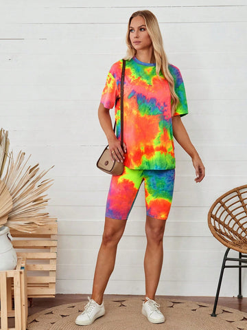 Leisure Women's Daily Tie Dye Round Neck Short Sleeve T-Shirt And Shorts Set Leisure Women's Daily Tie Dye Round Neck Short Sleeve T-Shirt And Shorts Set