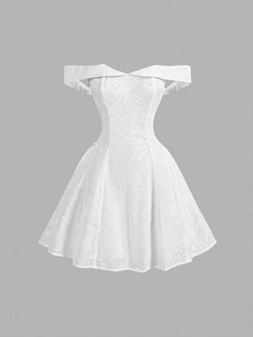 1pc White Embroidered Elegant Off-Shoulder Dress 1pc White Embroidered Elegant Off-Shoulder Dress