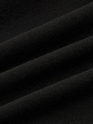 Women's Fitted Red And Black Color Block Long Sleeve T-Shirt Women's Fitted Red And Black Color Block Long Sleeve T-Shirt