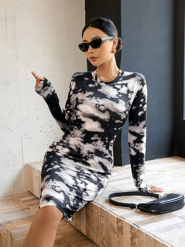 Fitted Tie-Dye Women's Bodycon Dress Fitted Tie-Dye Women's Bodycon Dress