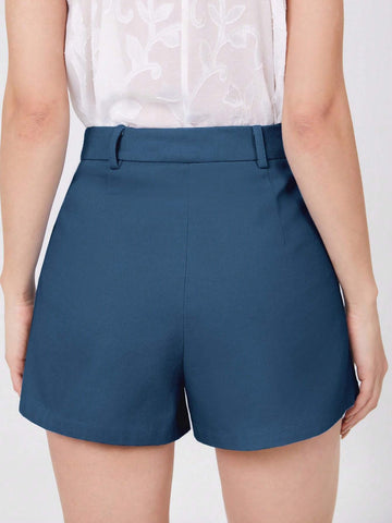 Privé High Waist Slant Pocket Shorts Privé High Waist Slant Pocket Shorts