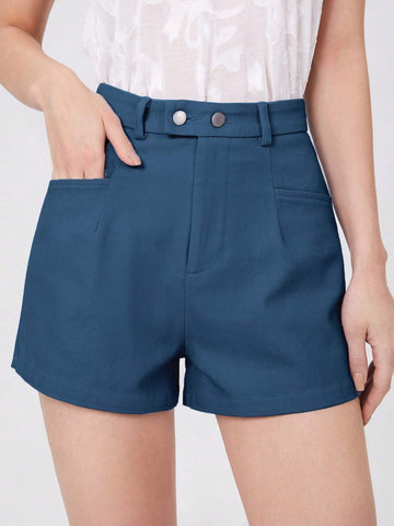 Privé High Waist Slant Pocket Shorts Privé High Waist Slant Pocket Shorts
