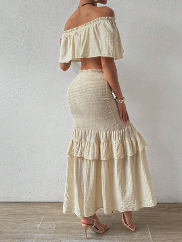 Resort Style Off Shoulder Short Top With Ruffled Hem And Mermaid Skirt Set Resort Style Off Shoulder Short Top With Ruffled Hem And Mermaid Skirt Set