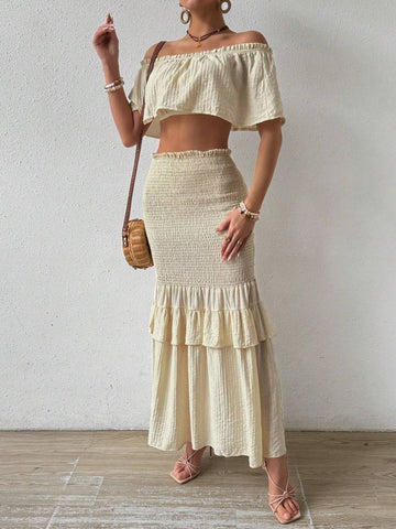 Resort Style Off Shoulder Short Top With Ruffled Hem And Mermaid Skirt Set Resort Style Off Shoulder Short Top With Ruffled Hem And Mermaid Skirt Set