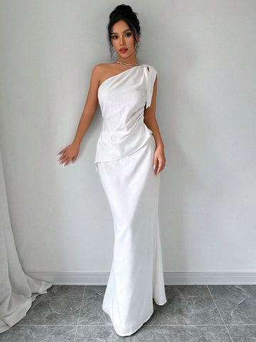 Women's One Shoulder Strappy Asymmetric Top And Long Pleated Skirt Set Women's One Shoulder Strappy Asymmetric Top And Long Pleated Skirt Set