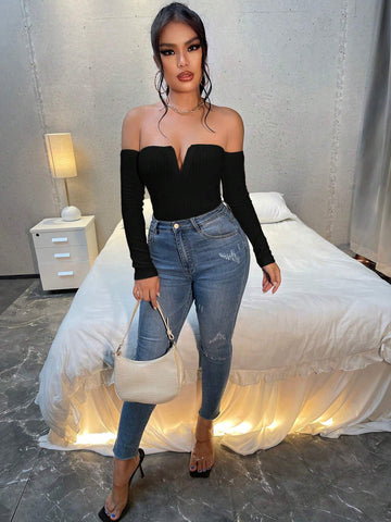 Off-Shoulder Long Sleeve Knitted T-Shirt Off-Shoulder Long Sleeve Knitted T-Shirt