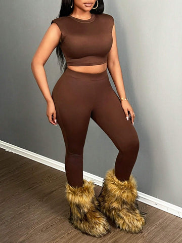 New Casual Tight-Fit Sleeveless Crop Top And Capri Pants Set, Round Neckline - Z New Casual Tight-Fit Sleeveless Crop Top And Capri Pants Set, Round Neckline - Z