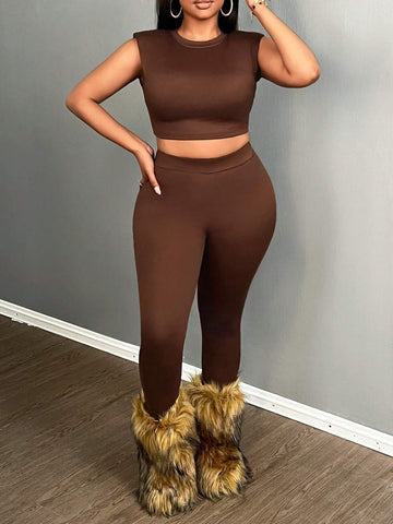 New Casual Tight-Fit Sleeveless Crop Top And Capri Pants Set, Round Neckline - Z New Casual Tight-Fit Sleeveless Crop Top And Capri Pants Set, Round Neckline - Z