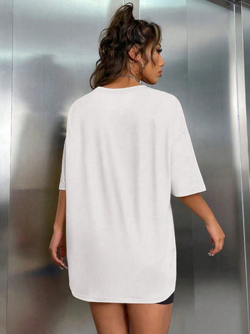 Women's Simple Letter Printed Round Neck Short Sleeve T-Shirt And Shorts Set Women's Simple Letter Printed Round Neck Short Sleeve T-Shirt And Shorts Set