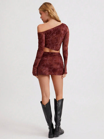 2pcs Women's Sexy Party Vintage Paisley Pattern Asymmetric Shoulder Asymmetrical Long Sleeve Top & Slit A-Line Mini Skirt Set, Autumn/Winter 2pcs Women's Sexy Party Vintage Paisley Pattern Asymmetric Shoulder Asymmetrical Long Sleeve Top & Slit A-Line Mini Skirt Set, Autumn/Winter