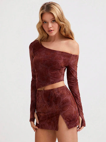 2pcs Women's Sexy Party Vintage Paisley Pattern Asymmetric Shoulder Asymmetrical Long Sleeve Top & Slit A-Line Mini Skirt Set, Autumn/Winter 2pcs Women's Sexy Party Vintage Paisley Pattern Asymmetric Shoulder Asymmetrical Long Sleeve Top & Slit A-Line Mini Skirt Set, Autumn/Winter