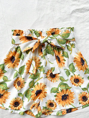 Women Summer Solid Color Tank Top And Sunflower Printed Shorts Set For Vacation And Casual Occasions Women Summer Solid Color Tank Top And Sunflower Printed Shorts Set For Vacation And Casual Occasions