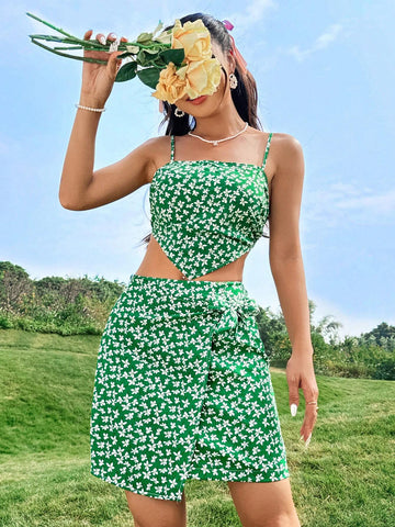 Women's Floral Print Wrap Tie Cami Top And Skirt Set With Open Back Design Women's Floral Print Wrap Tie Cami Top And Skirt Set With Open Back Design