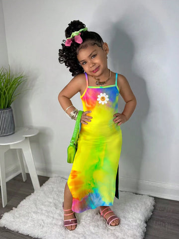 Young Girl Street Style Tie-Dye Cartoon Smiling Face & Floral Print Sleeveless Knit Dress Young Girl Street Style Tie-Dye Cartoon Smiling Face & Floral Print Sleeveless Knit Dress