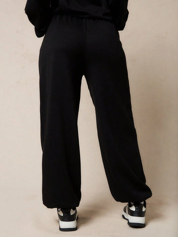 SUMWON WOMEN Essentials Graphic Cuffed Leg Jogger SUMWON WOMEN Essentials Graphic Cuffed Leg Jogger