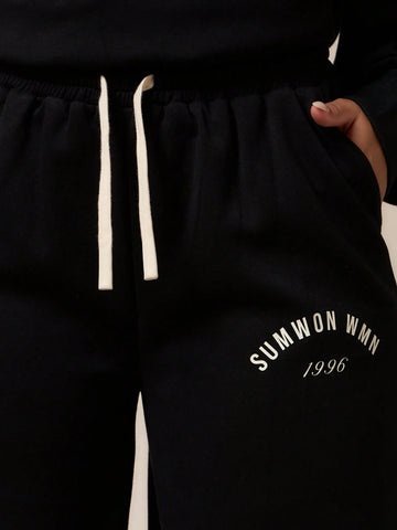 SUMWON WOMEN Essentials Graphic Cuffed Leg Jogger SUMWON WOMEN Essentials Graphic Cuffed Leg Jogger