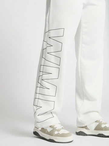 SUMWON WOMEN High Neck Crop Top And Straight Leg Jogger Co Ord With Graphic Print SUMWON WOMEN High Neck Crop Top And Straight Leg Jogger Co Ord With Graphic Print