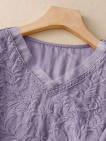 Spring And Summer Casual Solid Color Embroidered Short-Sleeved Shirt Spring And Summer Casual Solid Color Embroidered Short-Sleeved Shirt