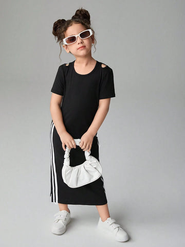 Streecool Kids Young Girl Round Neck Short Sleeve Side Stripe Maxi Casual Dress Streecool Kids Young Girl Round Neck Short Sleeve Side Stripe Maxi Casual Dress