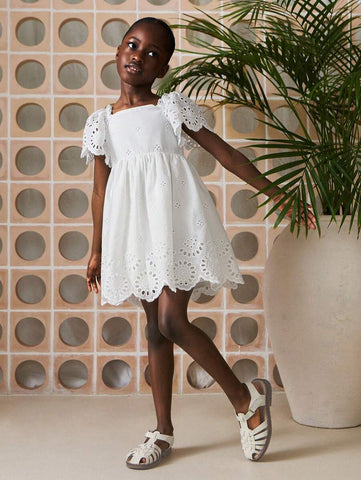 Young Girls' Sweet Ruffle Collar Floral Hollow Out Dresses Young Girls' Sweet Ruffle Collar Floral Hollow Out Dresses