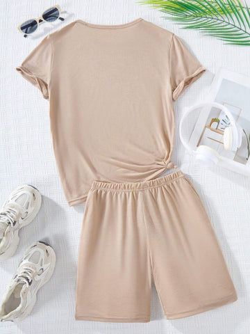 Tween Girls Cartoon Slogan Print Short Sleeve Casual T-Shirt And Shorts 2pcs/Set For Summer Tween Girls Cartoon Slogan Print Short Sleeve Casual T-Shirt And Shorts 2pcs/Set For Summer