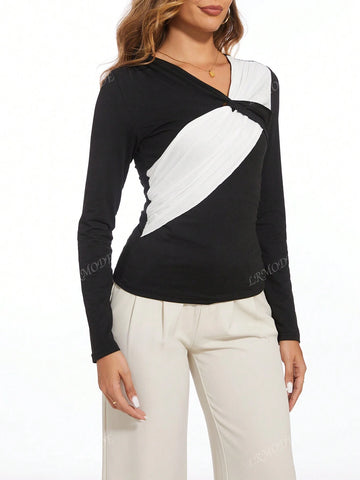 Black White Patchwork Twist T-Shirt, Long Sleeve Elegant Ladies Blouse Black White Patchwork Twist T-Shirt, Long Sleeve Elegant Ladies Blouse