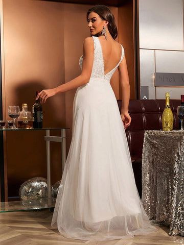 V-Neck Lace Patchwork Sleeveless Mesh Splice Slim Fit Wedding Dress V-Neck Lace Patchwork Sleeveless Mesh Splice Slim Fit Wedding Dress