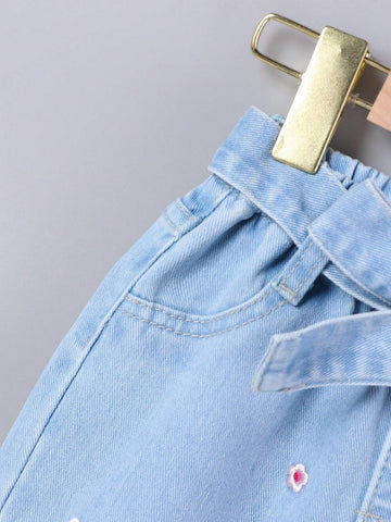 Vacation Style Cute And Casual Loose Fit Colorful Flower Embroidery Young Girls' Belted Tapered Jeans Vacation Style Cute And Casual Loose Fit Colorful Flower Embroidery Young Girls' Belted Tapered Jeans