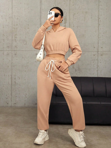 Women'S Cropped Hoodie And Drawstring Waist Joggers Set Women'S Cropped Hoodie And Drawstring Waist Joggers Set