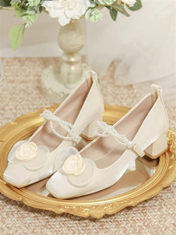 Women Retro Camellia Mary Jane Pearl Round Toe Chunky Heel Pumps Women Retro Camellia Mary Jane Pearl Round Toe Chunky Heel Pumps