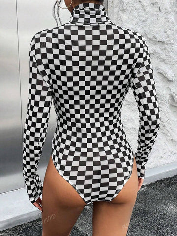 Women's Checkered Printed Long Sleeve High Neck Bodysuit Women's Checkered Printed Long Sleeve High Neck Bodysuit