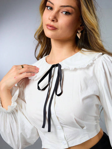 Women's Elegant Solid Color Bell Sleeve Lace Patchwork Blouse Women's Elegant Solid Color Bell Sleeve Lace Patchwork Blouse