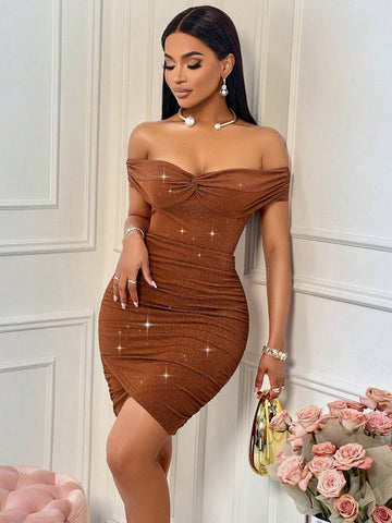 Women's Fashion Solid Color Sexy Twisted Off Shoulder Side Ruched Bodycon Mini Dress Party Dress With Glitter Detail For Christmas Party, Valentines Day Date, Elegant Dress Women's Fashion Solid Color Sexy Twisted Off Shoulder Side Ruched Bodycon Mini Dress Party Dress With Glitter Detail For Christmas Party, Valentines Day Date, Elegant Dress