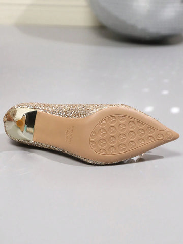 Women's Pointed Toe High Heel Shoes With Crystal Flower Decor Women's Pointed Toe High Heel Shoes With Crystal Flower Decor